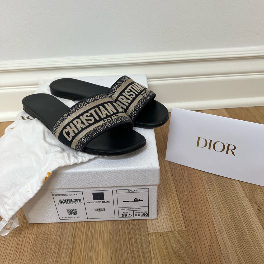100% authentic Dior Dway sandals